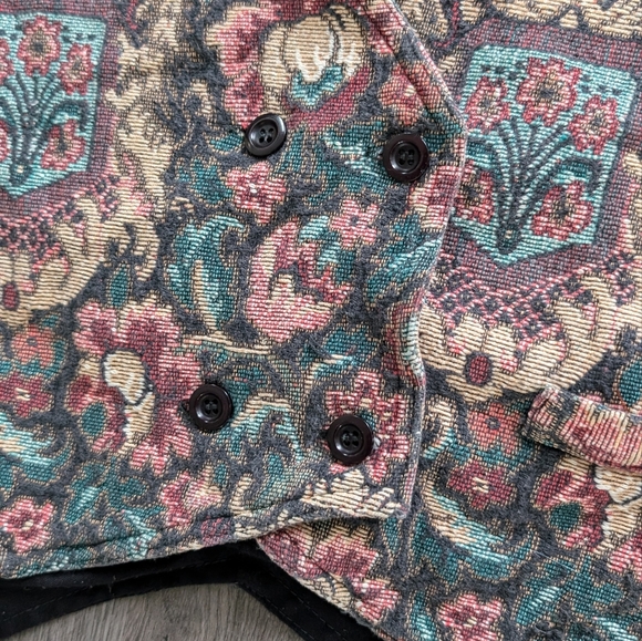 Cottagecore Vintage Hobbit Vest - Picture 4 of 8